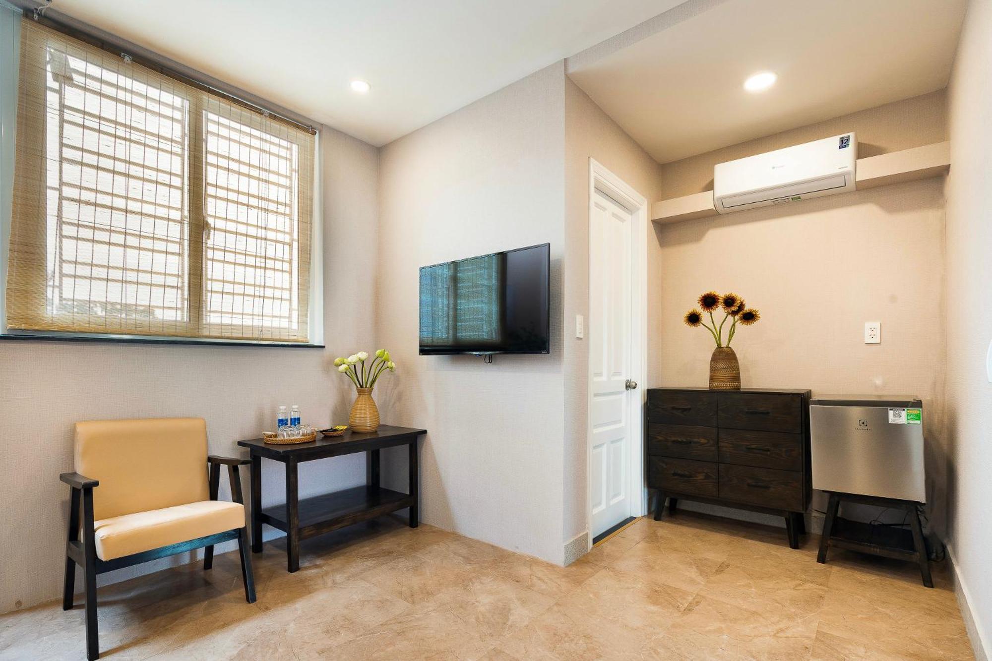 Hemtouch House Hotel Ho Chi Minh City Exterior photo