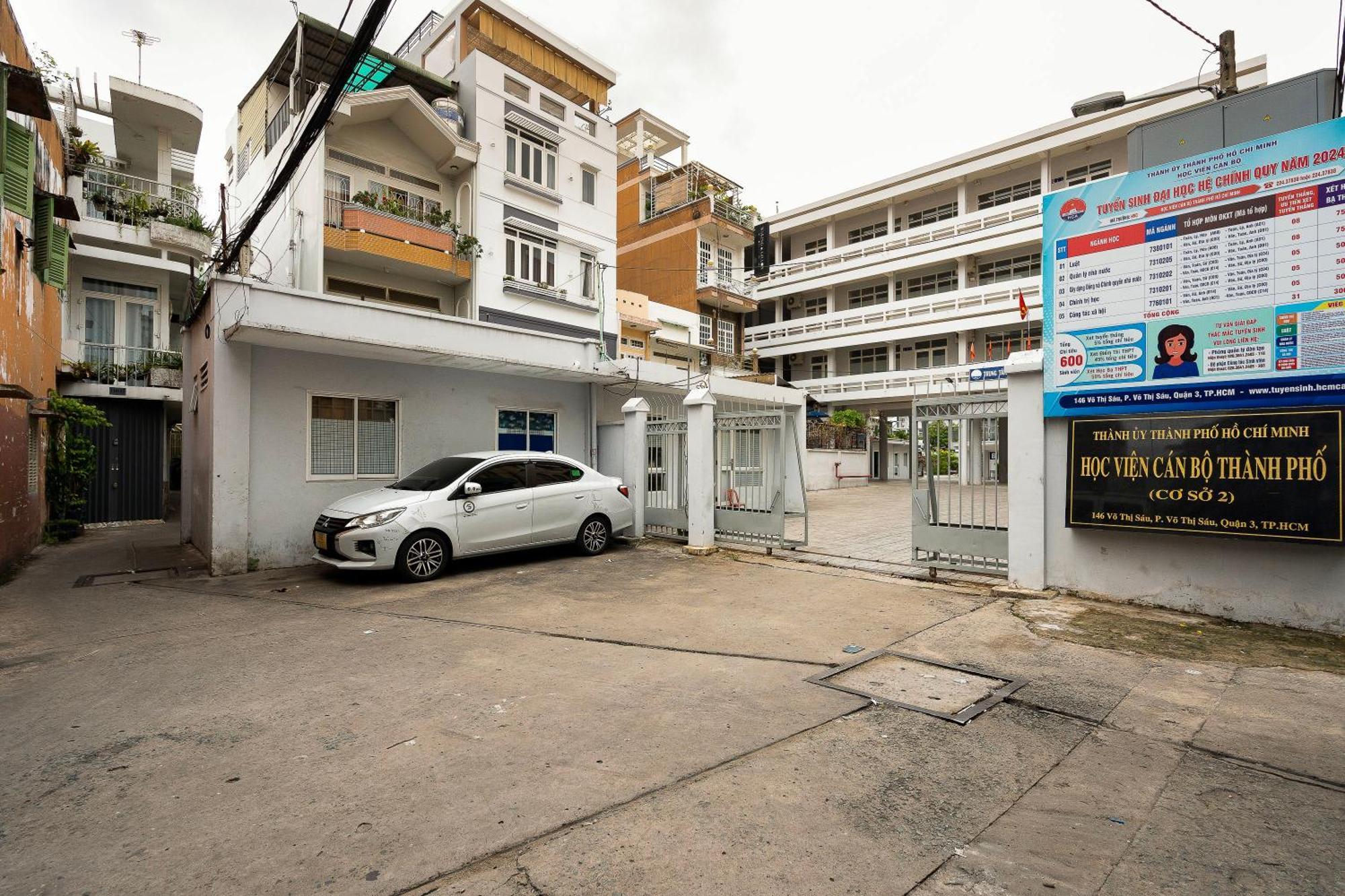 Hemtouch House Hotel Ho Chi Minh City Exterior photo