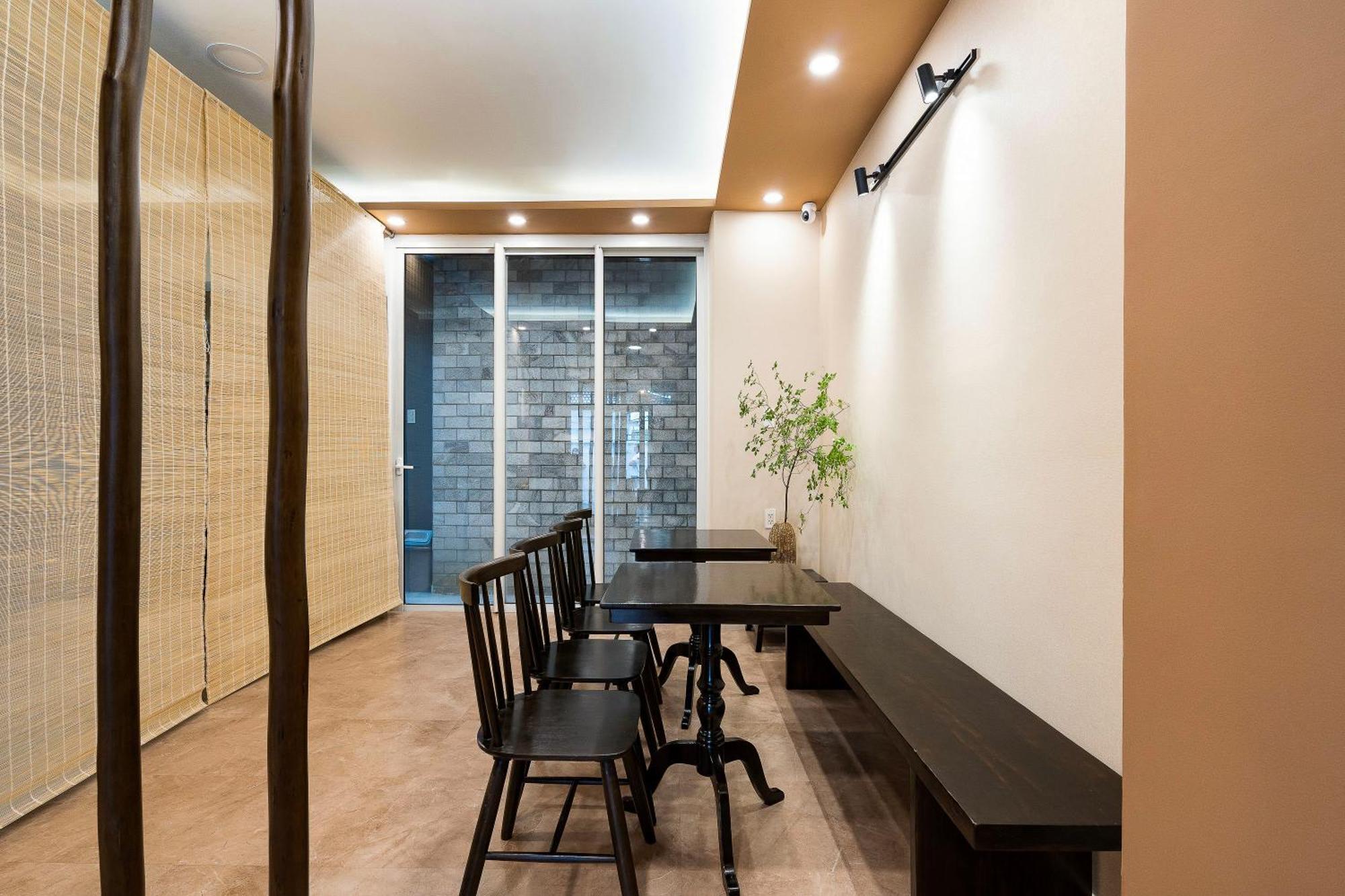 Hemtouch House Hotel Ho Chi Minh City Exterior photo